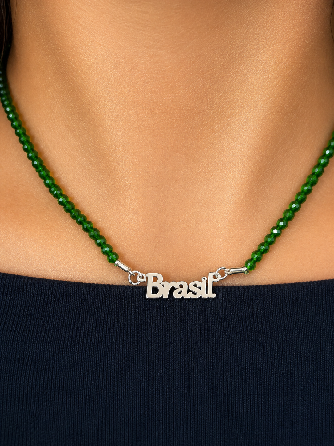 Colar Brasil no peito